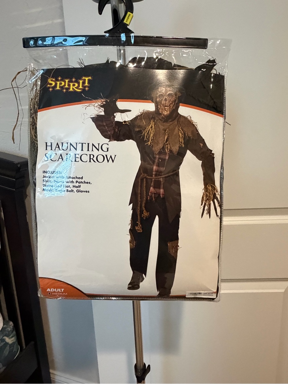 Spirit Haunting Scarecrow Costume - Black & Brown